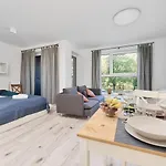 Southstar - Gwiazdzista - Free Parking By Renters Апартаменты *